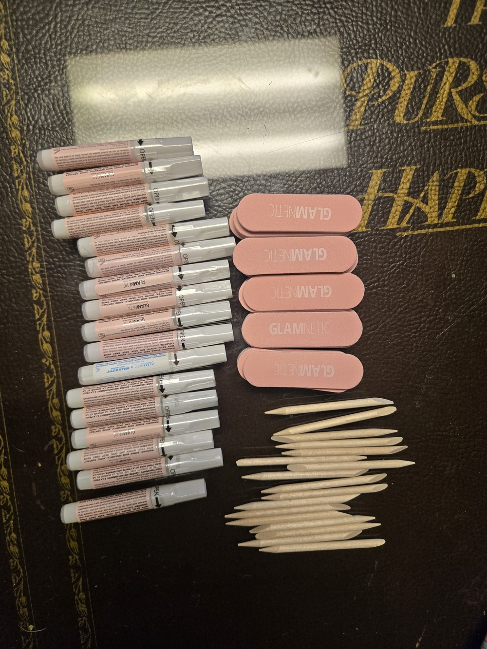 GLAMNETIC Pink Nail Kit - Glue and Buffers